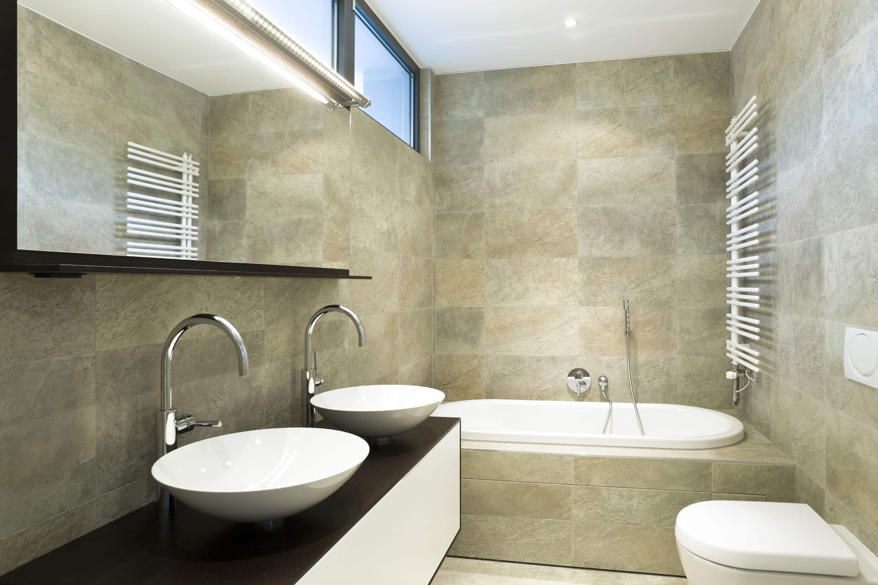 Kleine badkamer renoveren: kosten & 5 tips [+ Inspiratie]